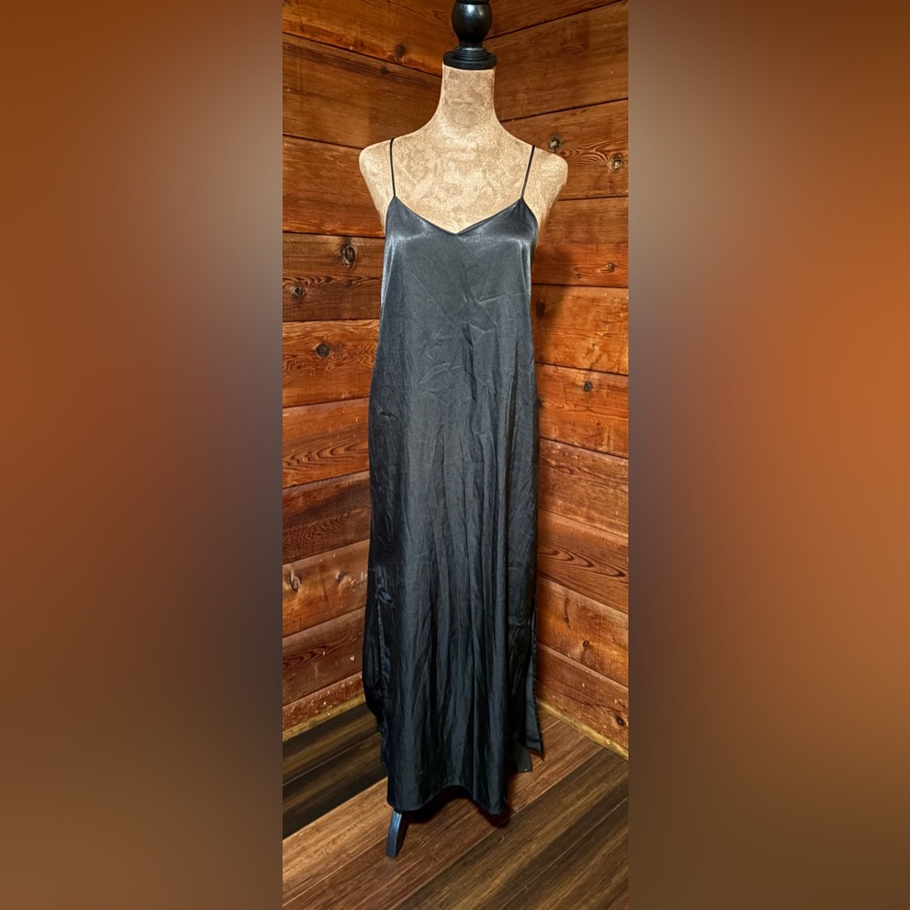 MOD REF BLACK SLIP DRESS